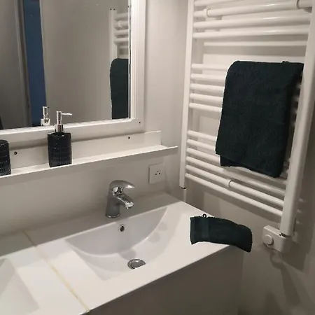 Nyaraló L 'albizia *